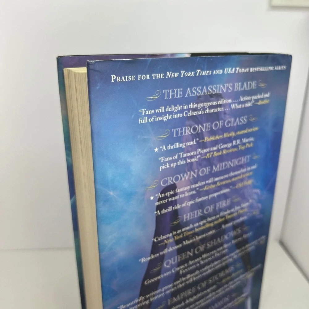 The Assassin's Blade Hardcover by Sarah J. Maas Throne of Glass